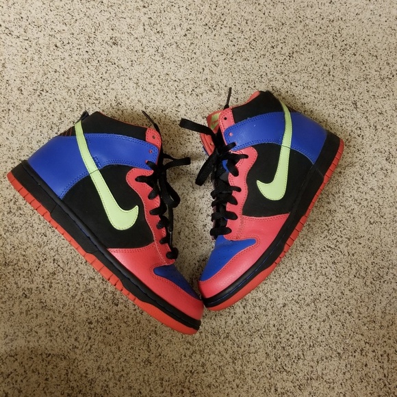 Nike Other - Nike High Top - Size 5.5 Youth Nike Other - Nike High Top - Size 5.5 Youth
